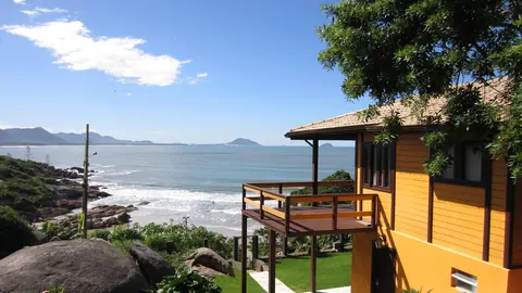 Barra Beach Club