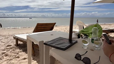 ECHOES BEACH CLUB GAMBOA RESTOBAR